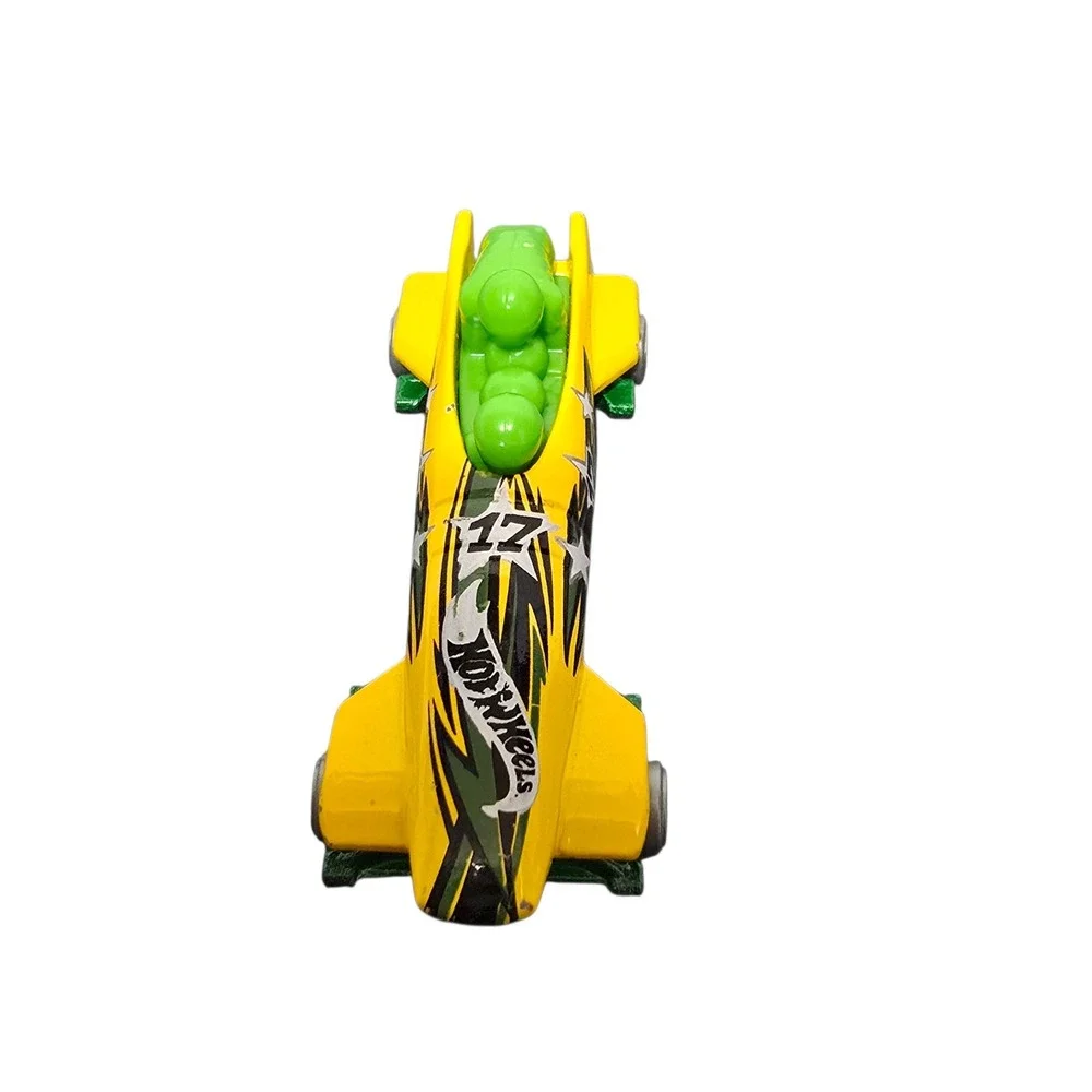 Hot‎ Wheels Bobsled Yellow Green #17 Winter Sports Diecast Car 2014 Mattel CFG94